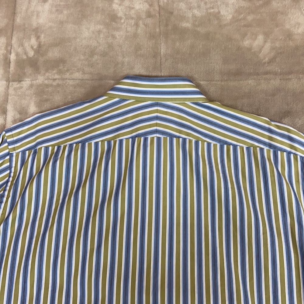 Express button down shirt. - Picture 7 of 8